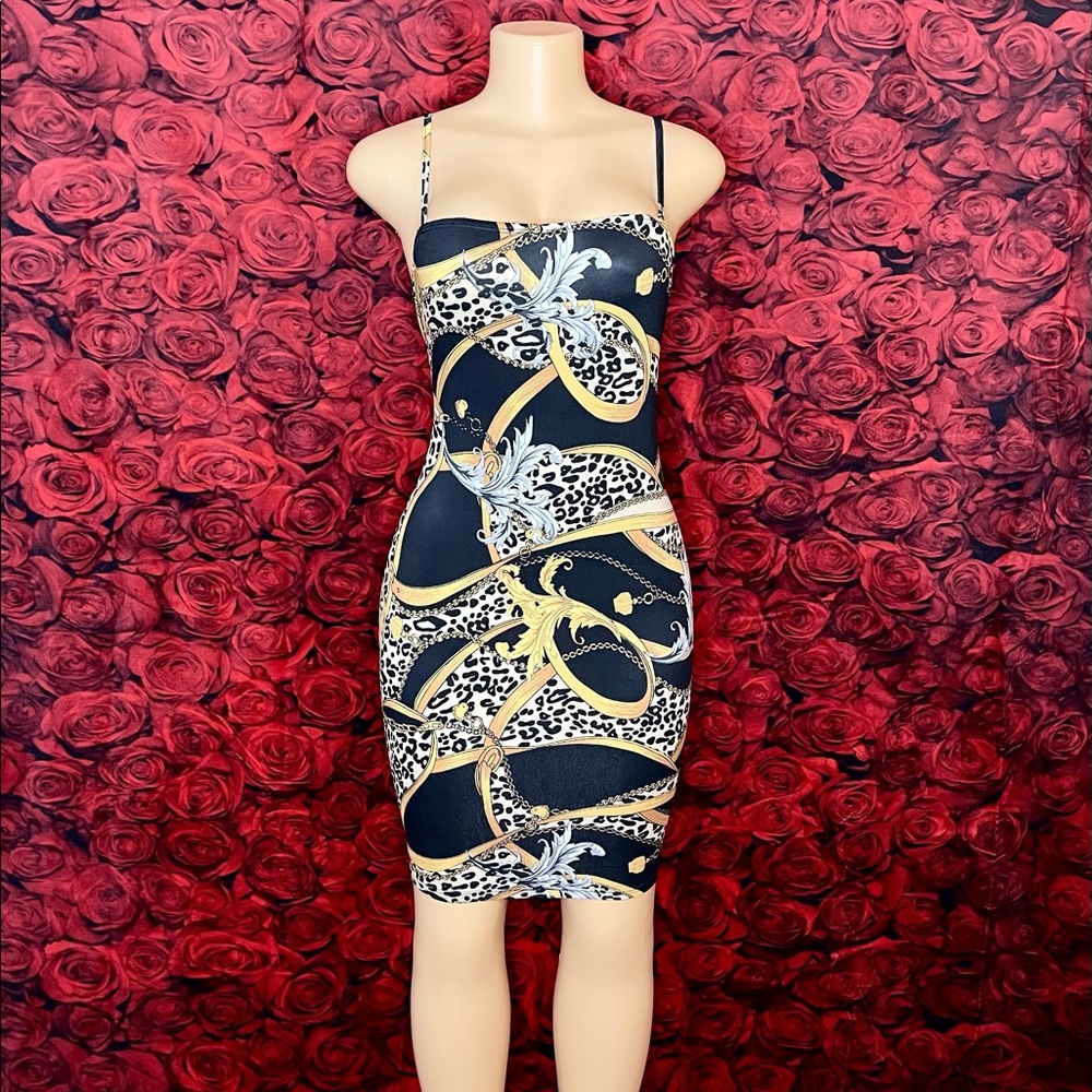 In Chain Printed Dress